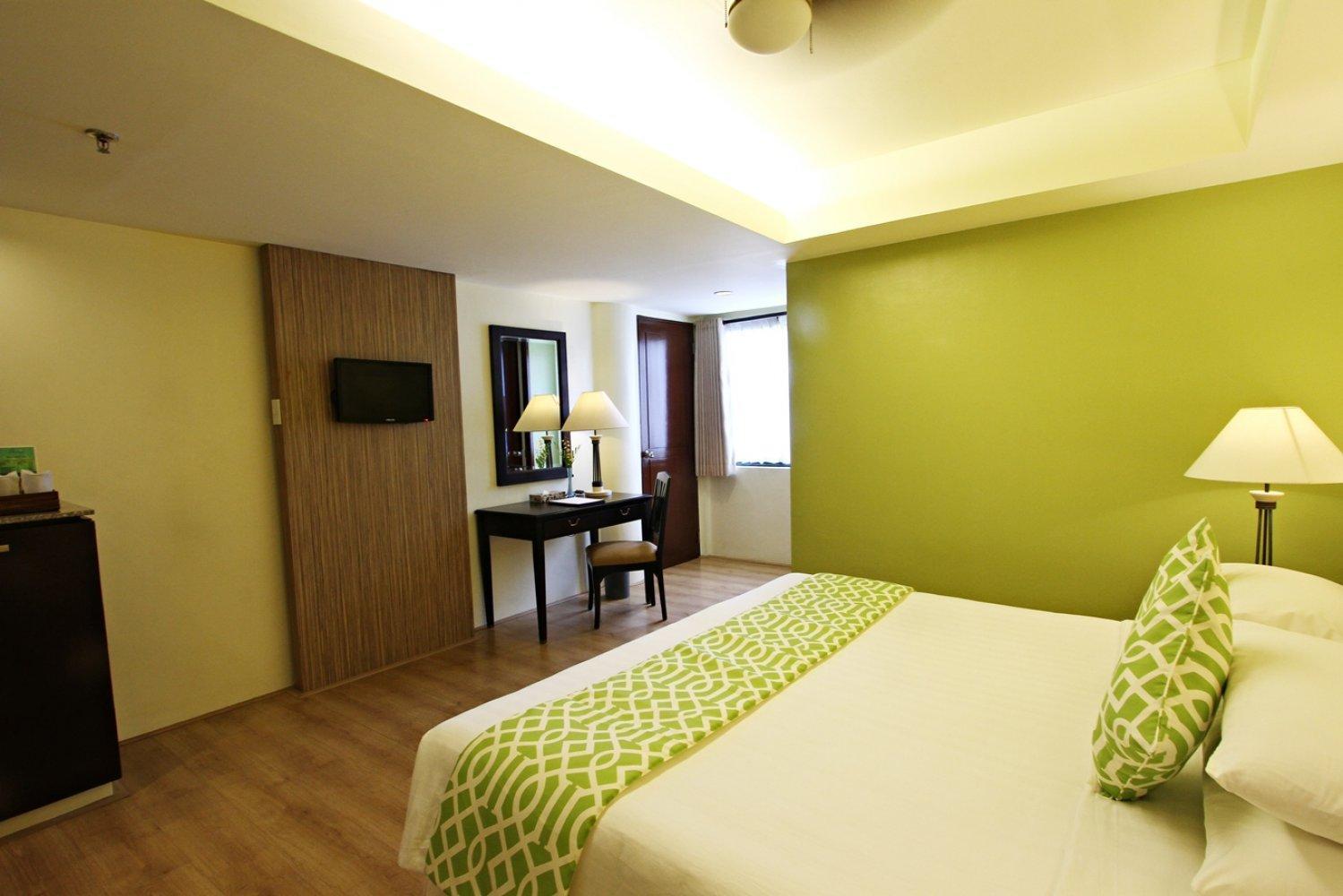 Hotel Fleuris Puerto Princesa Buitenkant foto